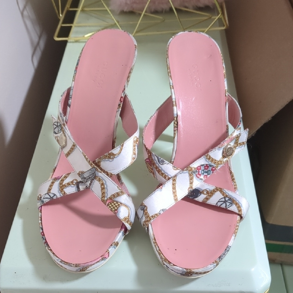 GUCCI Y2K Sandals